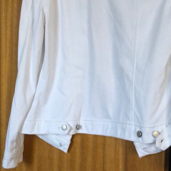 Jacket - Picture 5 of 5